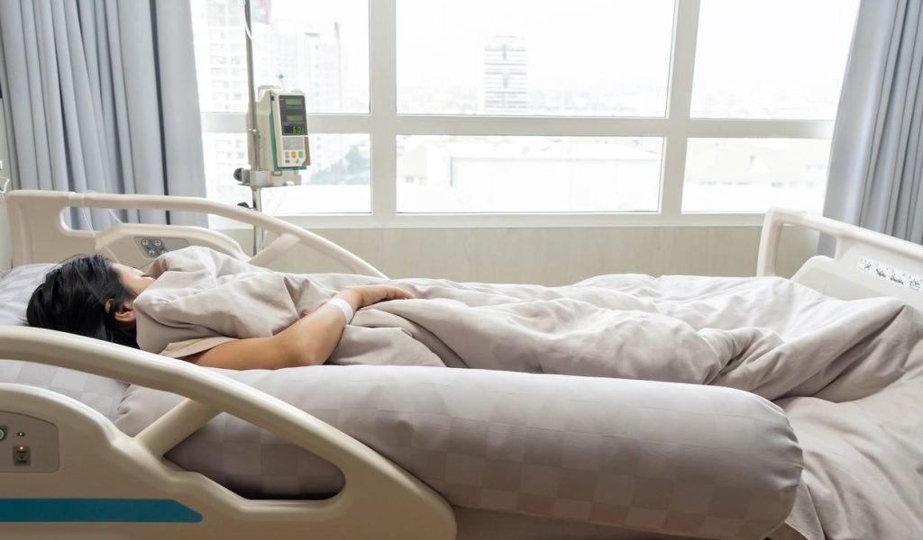 critical_patient_in_hospital